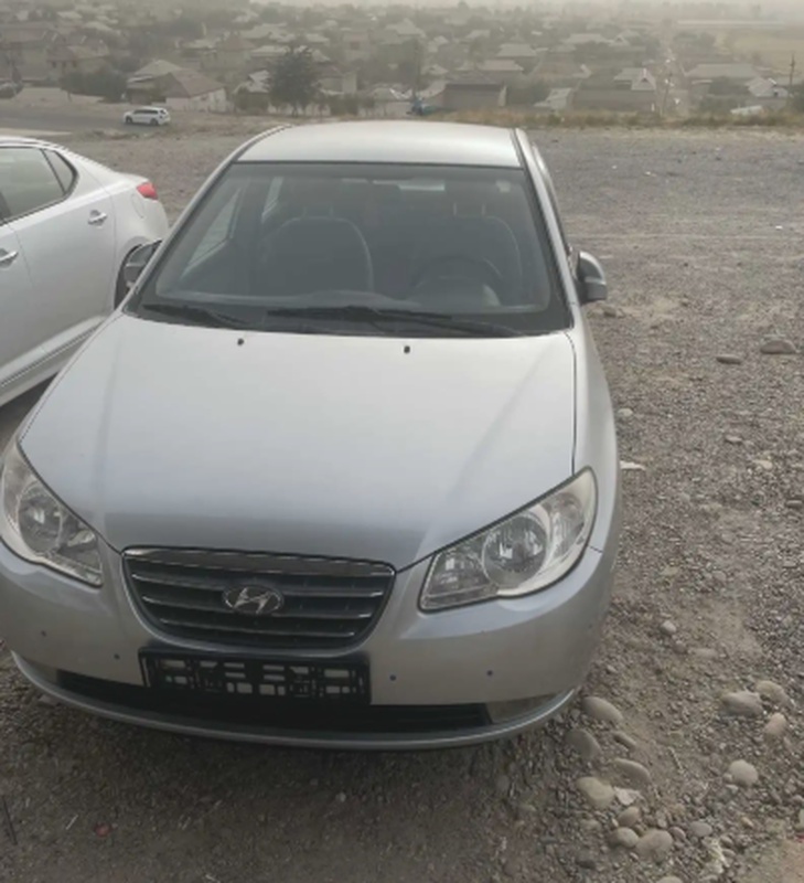 Лобовое стекло на Hyundai Avante